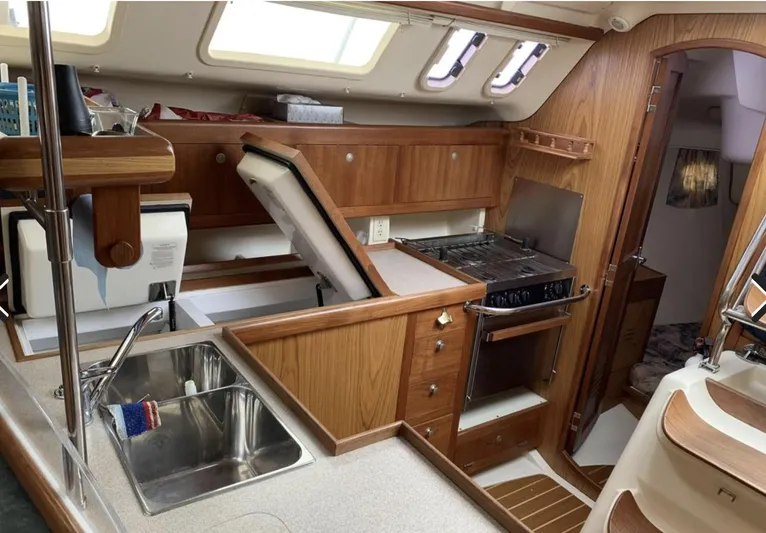 Windmira Yacht Photos Pics 