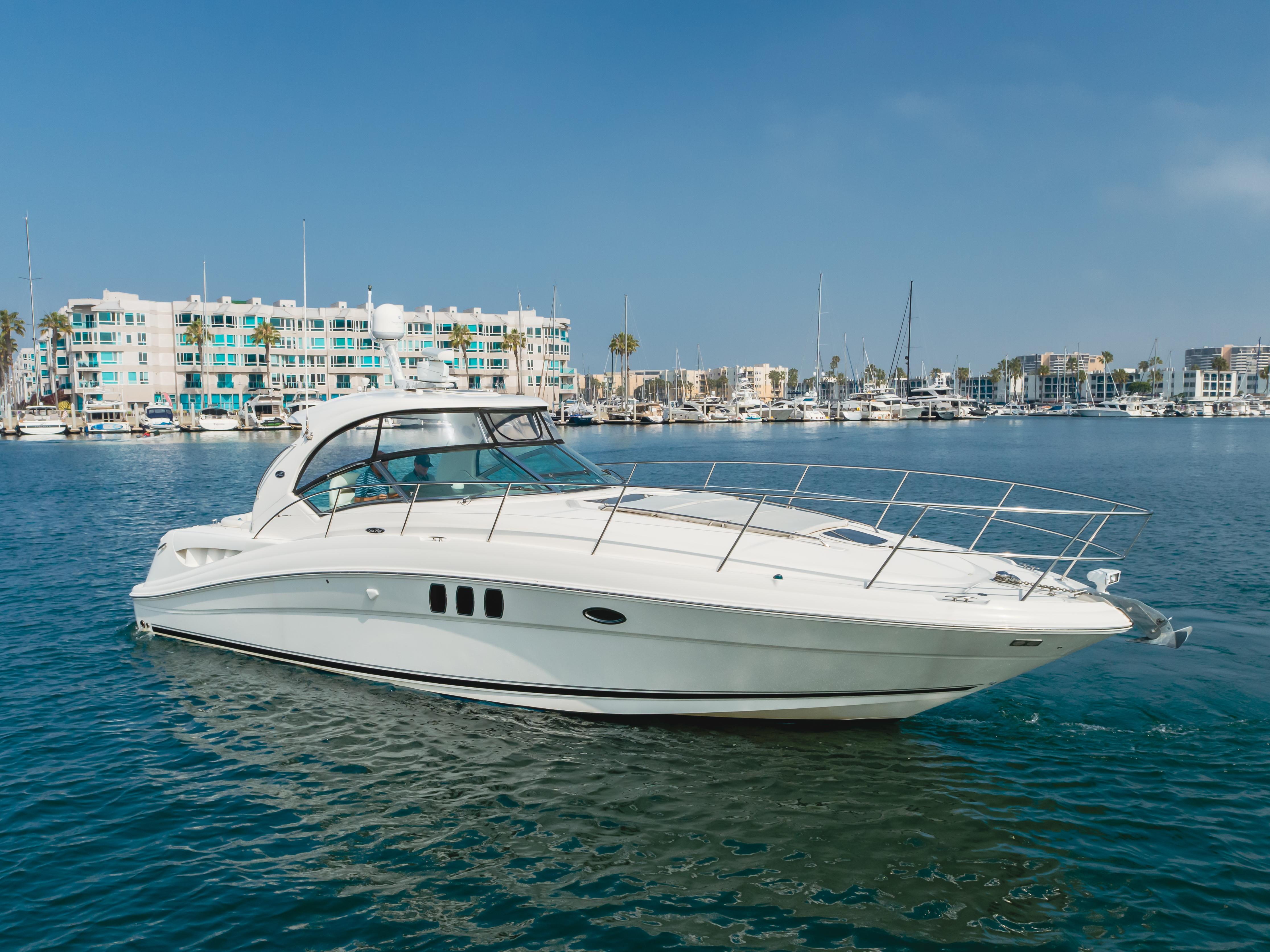 Used Sea Ray 40 Sundancer in California - iNautia