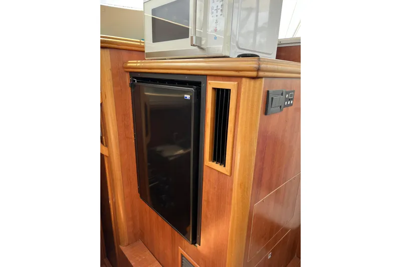 Serenity Yacht Photos Pics Galley Fridge Microwave