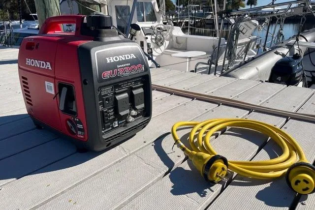 Serenity Yacht Photos Pics Honda 2200i generator and 15 foot cable