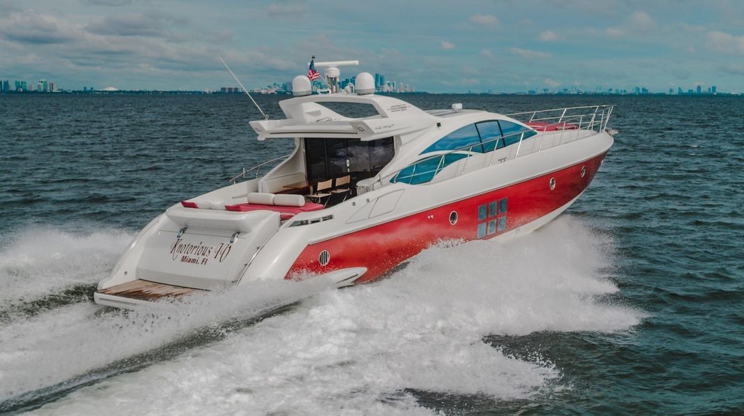 2007 Azimut 68S