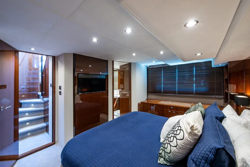 No Vacansea Yacht Photos Pics 