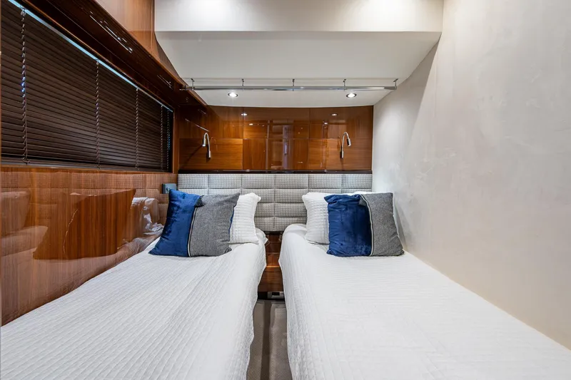 No Vacansea Yacht Photos Pics 