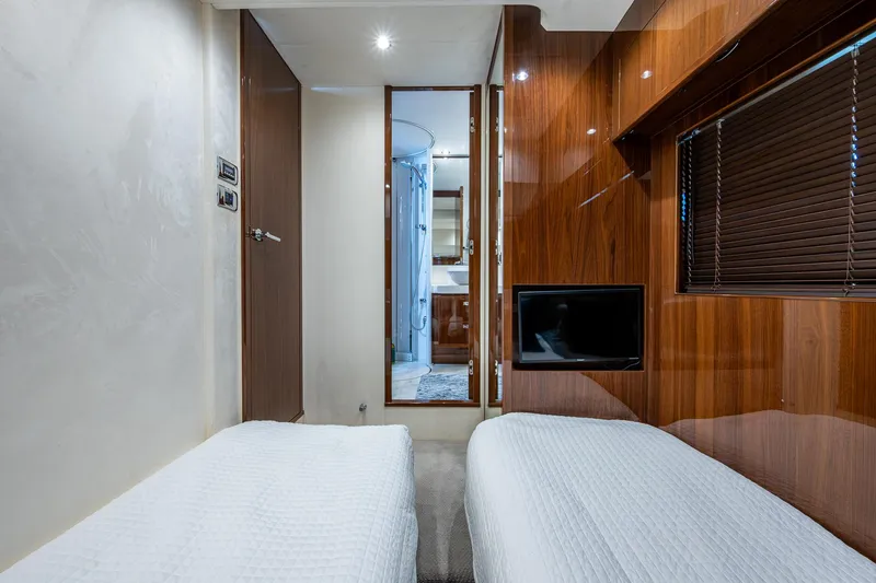 No Vacansea Yacht Photos Pics 