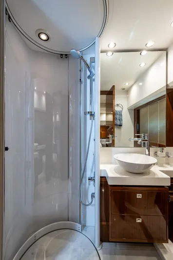 No Vacansea Yacht Photos Pics 