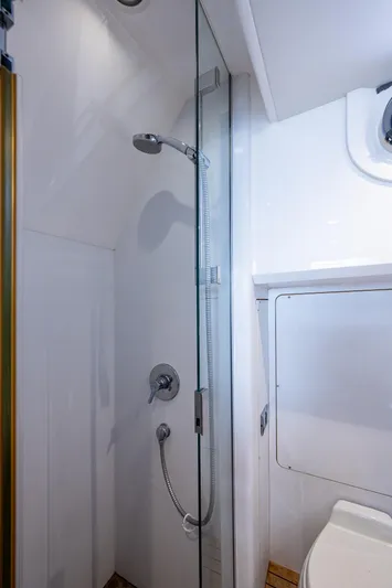 No Vacansea Yacht Photos Pics 