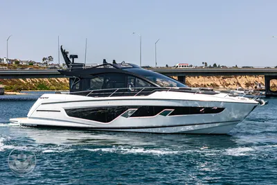 Sunseeker 65 Sport Yacht