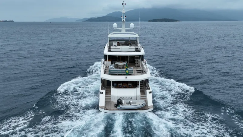 Waikiki Yacht Photos Pics 