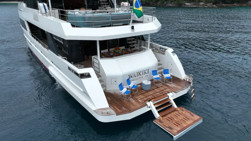 Waikiki Yacht Photos Pics 