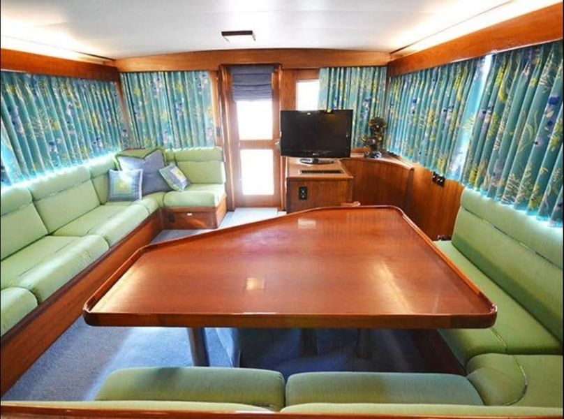 1975 Hatteras 58 LRC