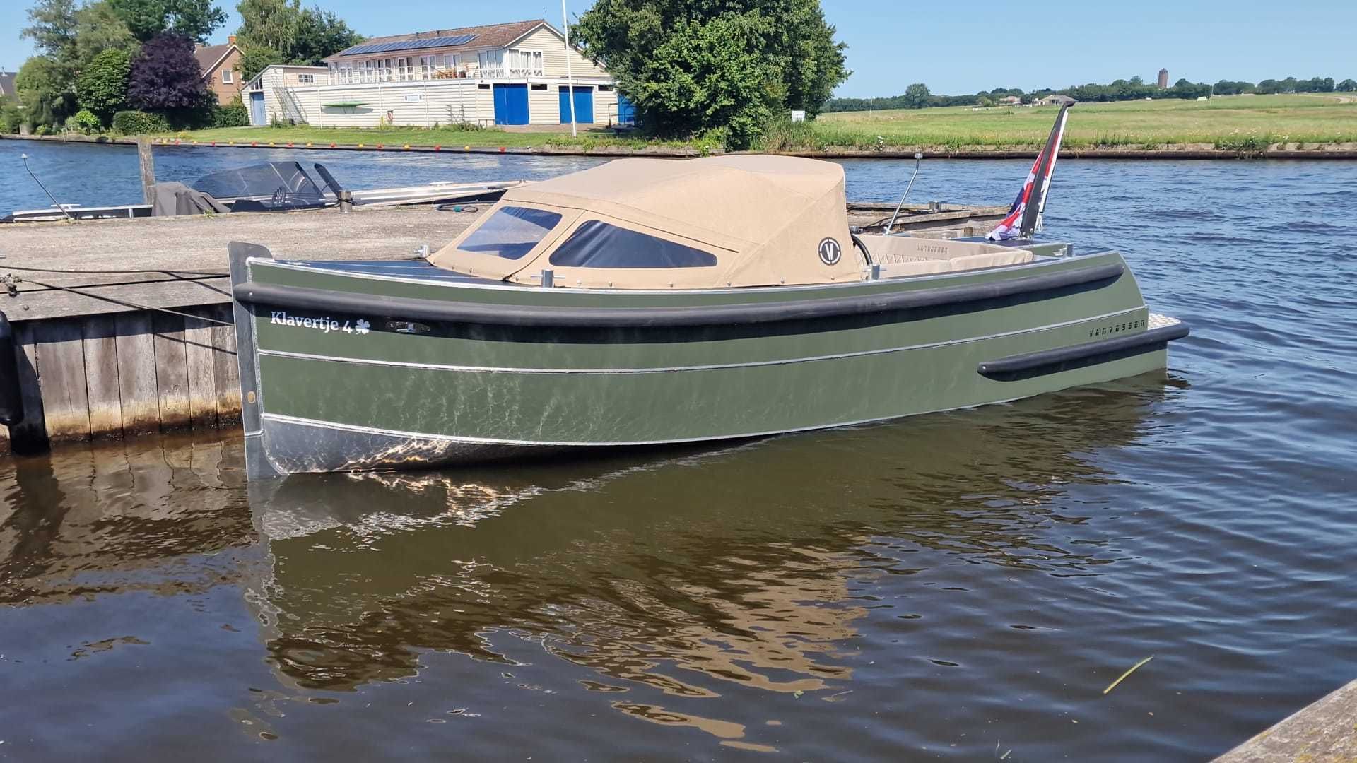 2025 Van Vossen Tender 595