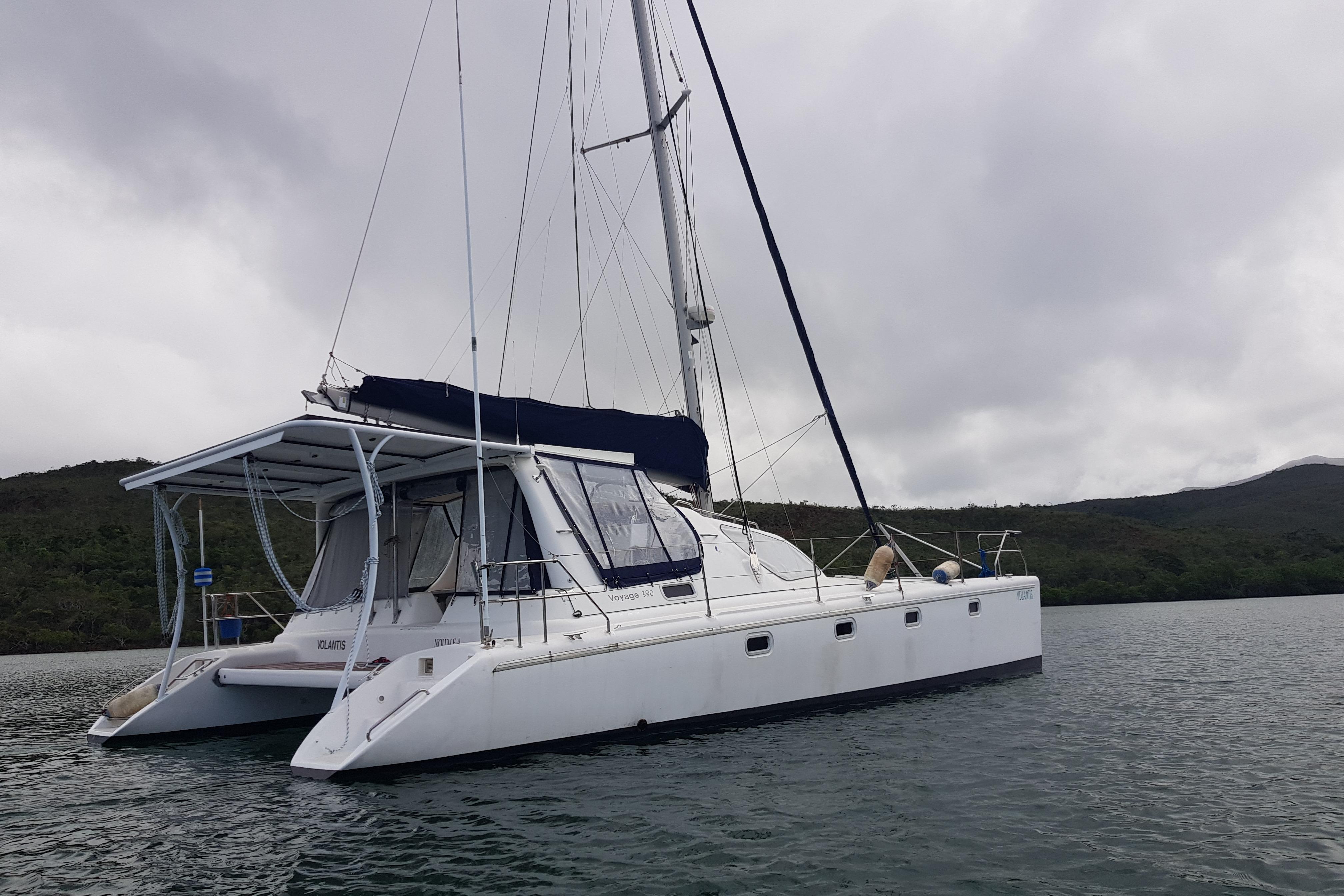 2002 Maxim Yachts 380