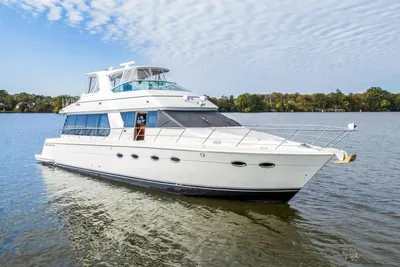 Carver 570 Voyager Pilothouse