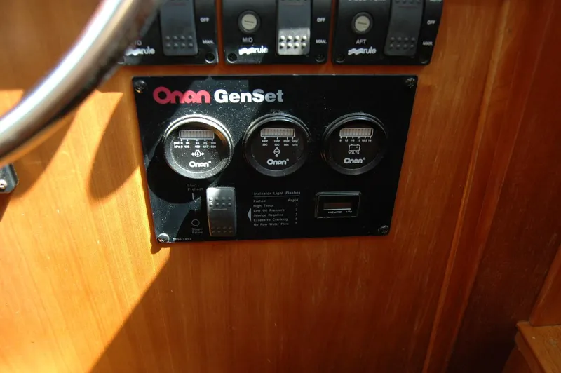 Eight Bells Yacht Photos Pics 