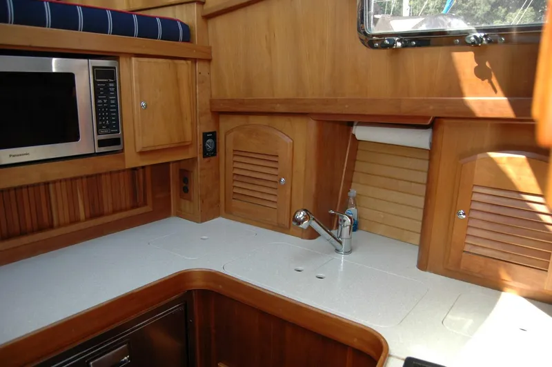 Eight Bells Yacht Photos Pics 