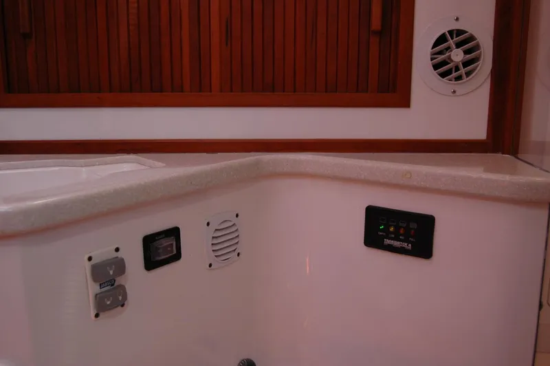 Eight Bells Yacht Photos Pics 