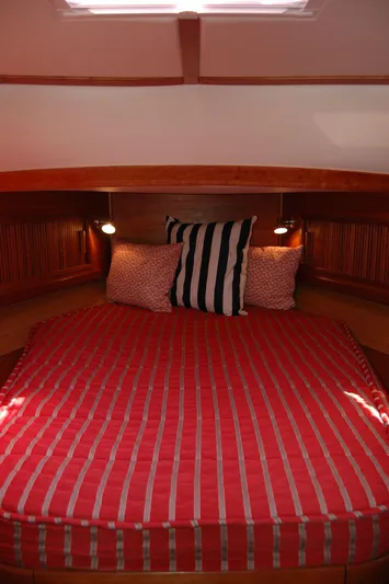 Eight Bells Yacht Photos Pics 