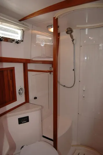 Eight Bells Yacht Photos Pics 