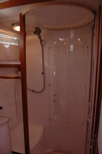 Eight Bells Yacht Photos Pics 