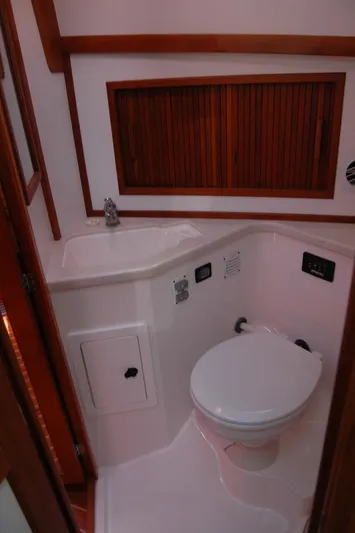 Eight Bells Yacht Photos Pics 