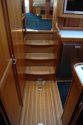 Eight Bells Yacht Photos Pics 