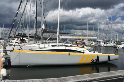 Mestral Marine Works MMW 33 TQ
