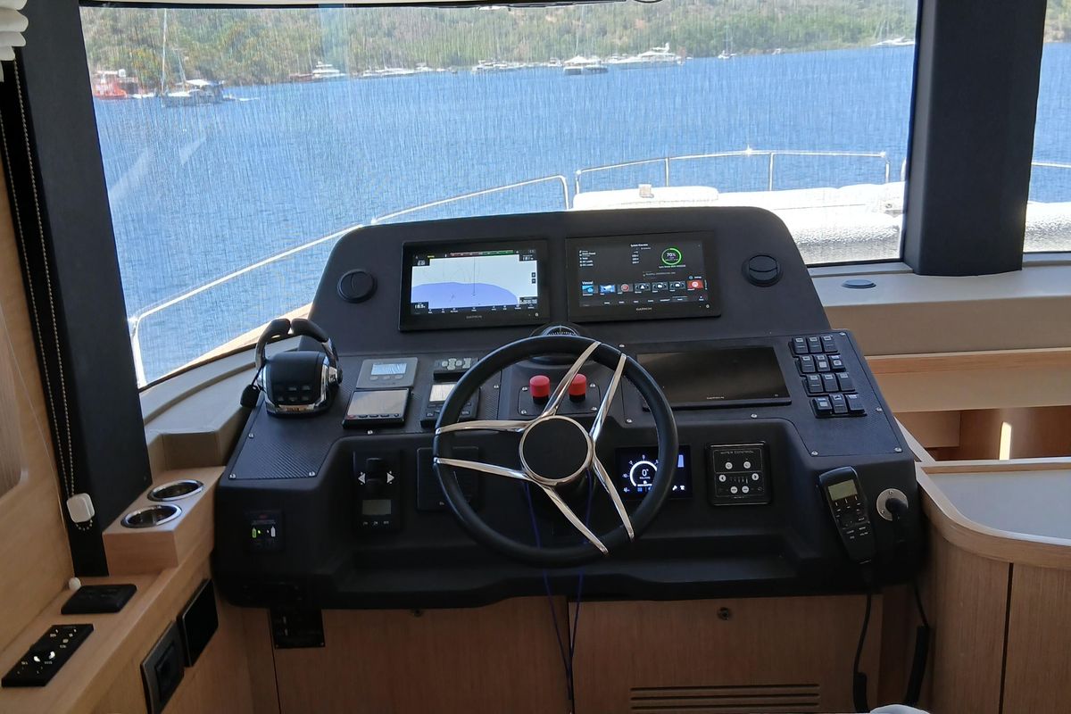 2022 Sirena 60 