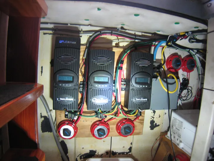 Resolute Yacht Photos Pics 