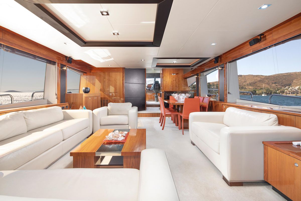 2010 Sunseeker 88 