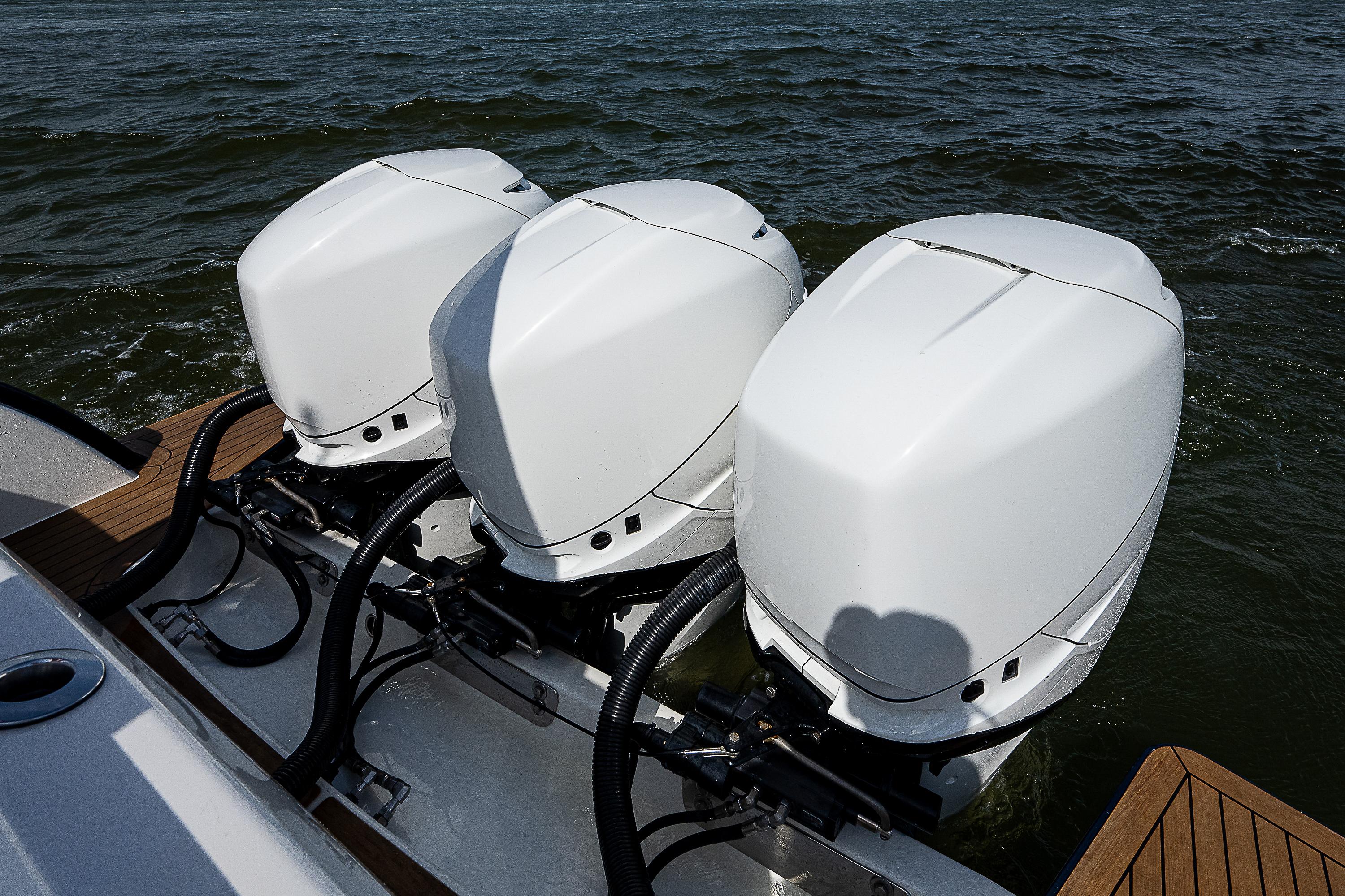 2019 Hinckley Sport Boat 40c Center Console for sale YachtWorld
