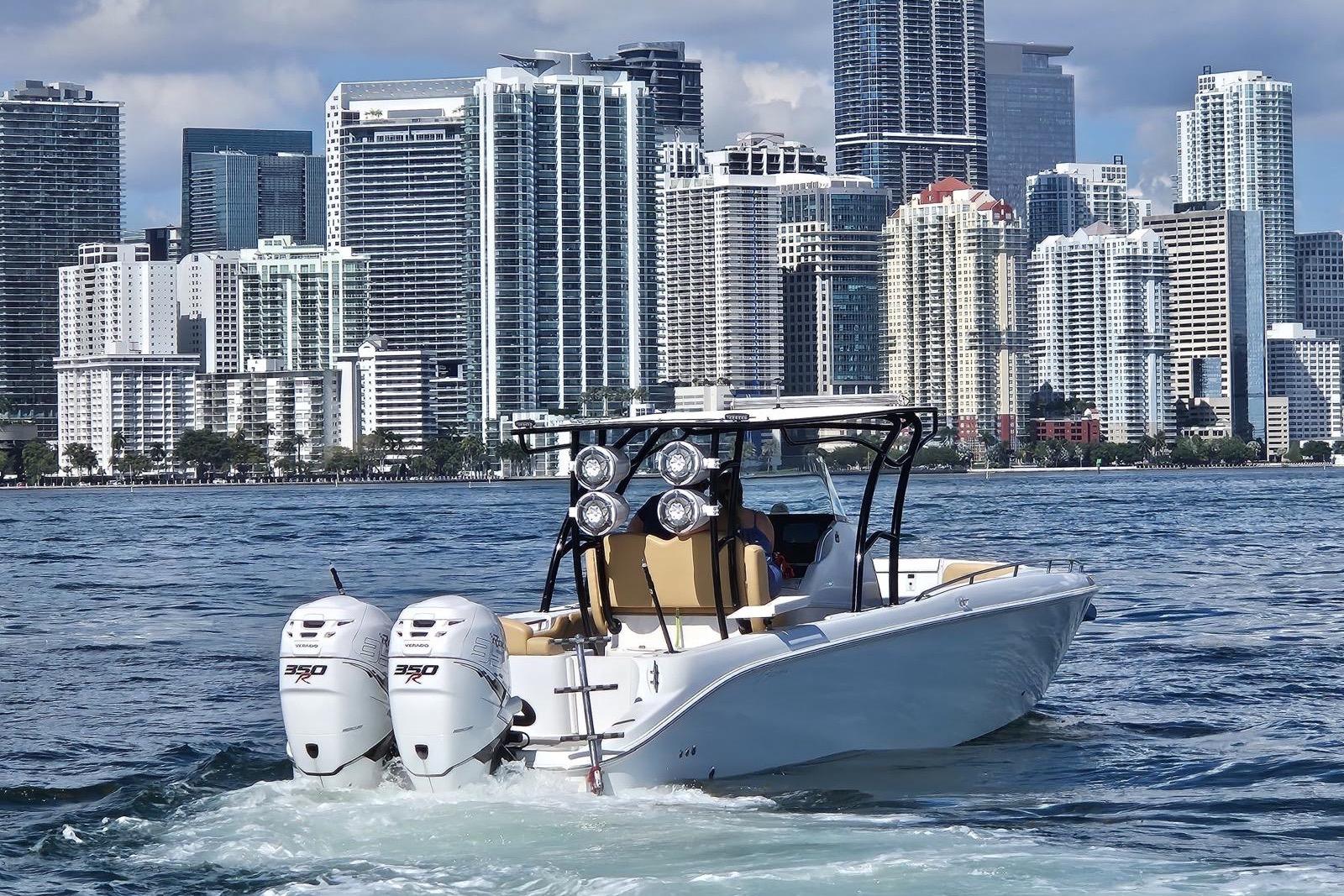 Baja 340 Islander Outboard
