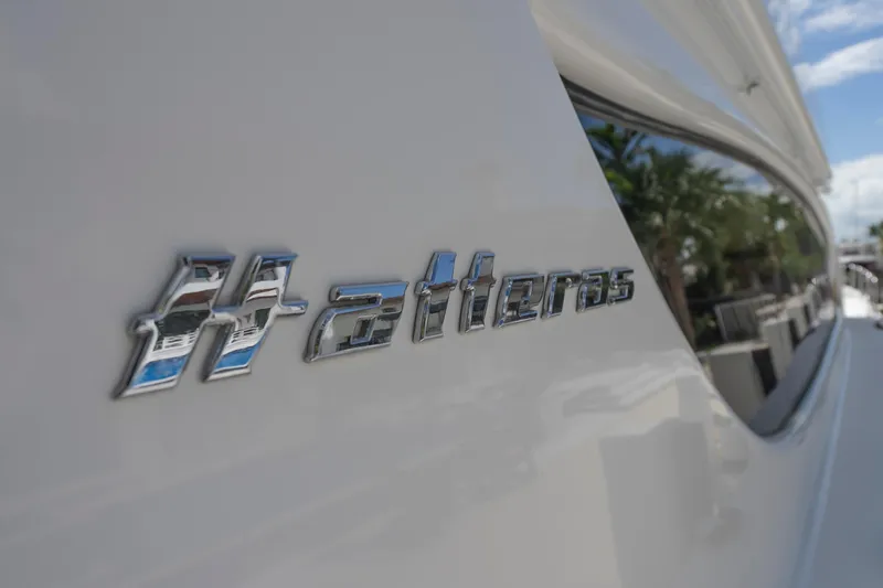 Gallopin Yacht Photos Pics Hatteras 80 Gallopin- Starboard Side