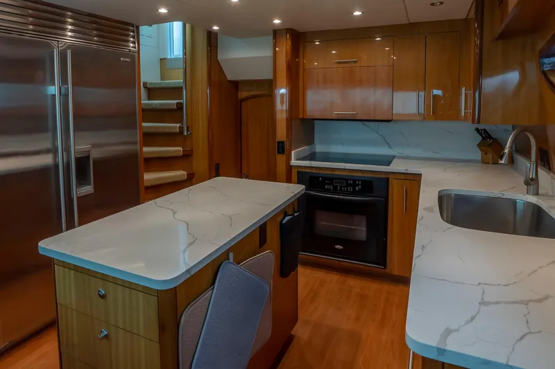 Gallopin Yacht Photos Pics Hatteras 80 Gallopin- Galley