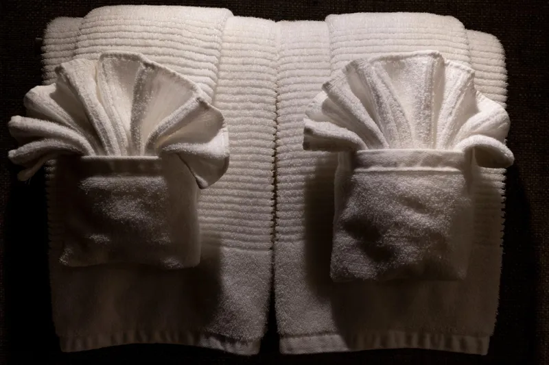 Gallopin Yacht Photos Pics Hatteras 80 Gallopin- Decor