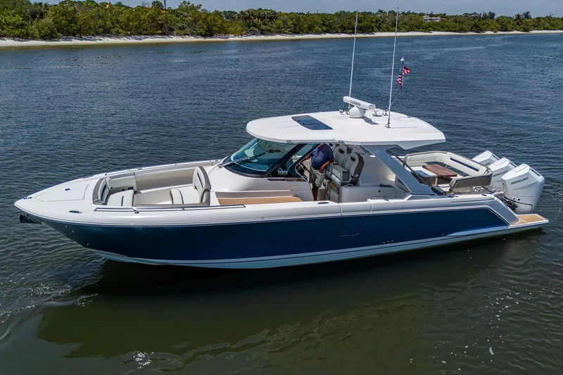 Let It Ride Yacht Photos Pics 