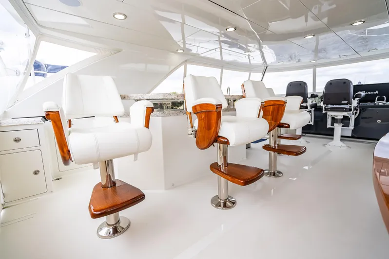 Crumdale Yacht Photos Pics 