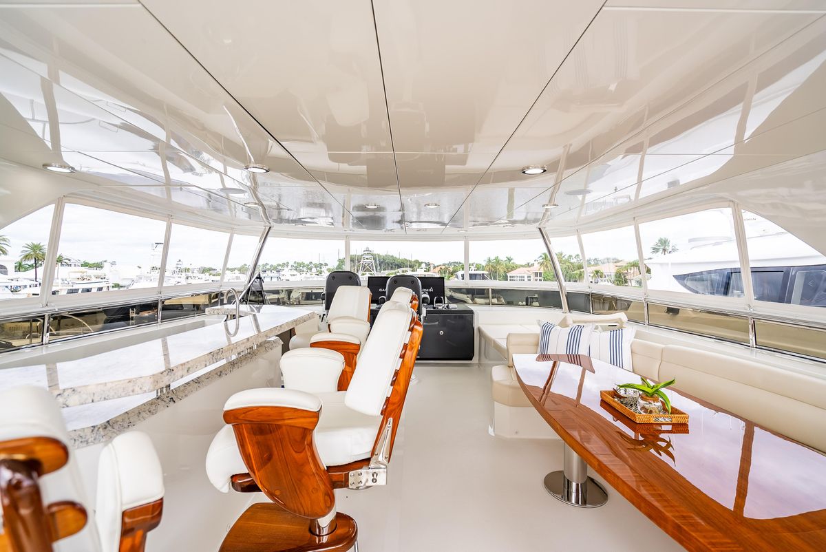 2018 Ocean Alexander 85 