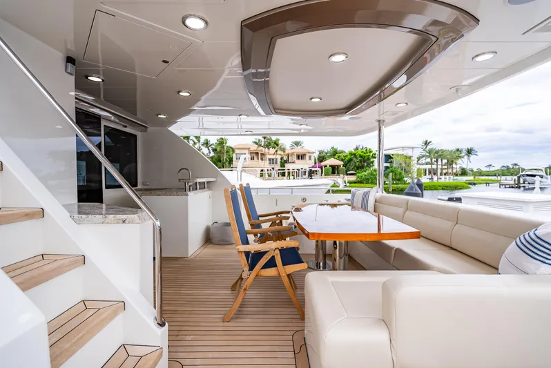 Crumdale Yacht Photos Pics 