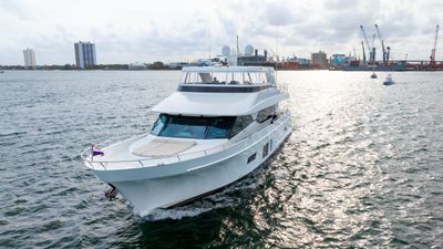 Yacht