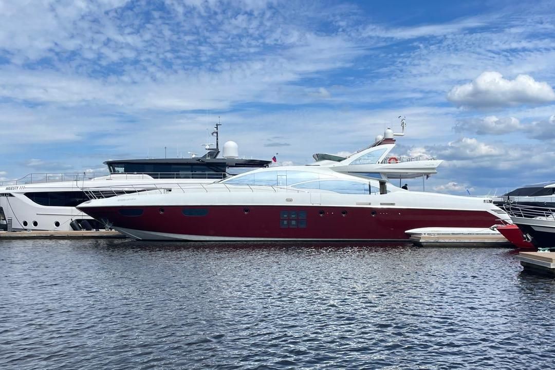 2009 Azimut 101 