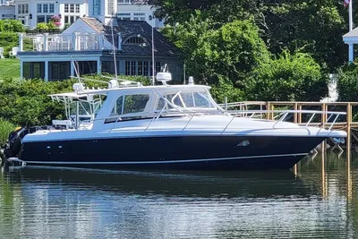 Intrepid 39 Kevlar Hull, WA, Sport Yacht, Cuddy