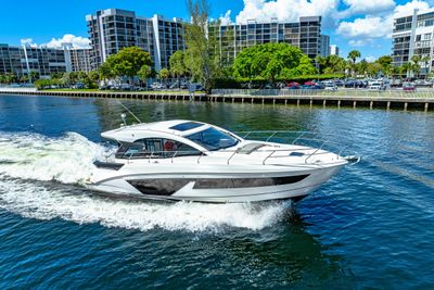 Yacht