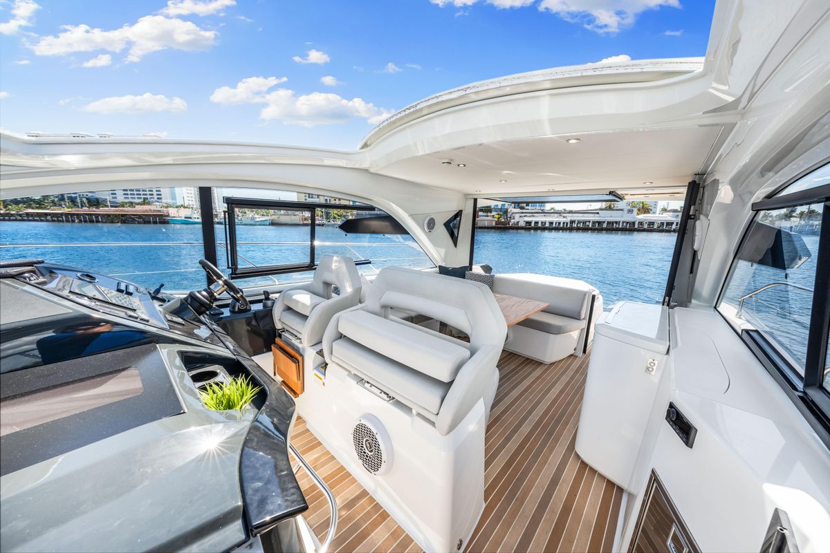 2024 Beneteau 48 