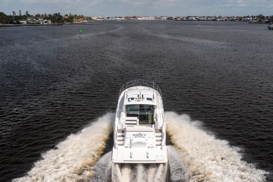 2018 Cruisers Yachts 50 Cantius