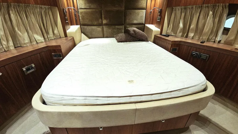 Far Niente Yacht Photos Pics 