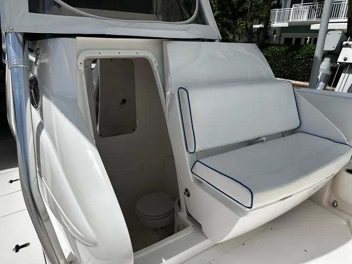  Yacht Photos Pics Electric Head in Console