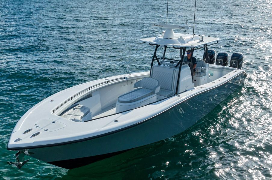 2021 Yellowfin 36 Offshore