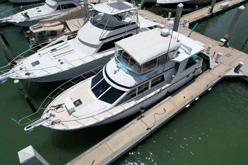 Jefferson Rivanna 50 Sdmy Yacht Photos Pics 