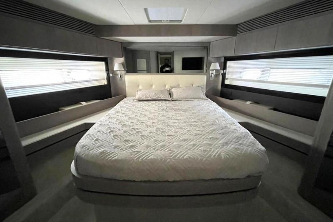 2019 Azimut 66 