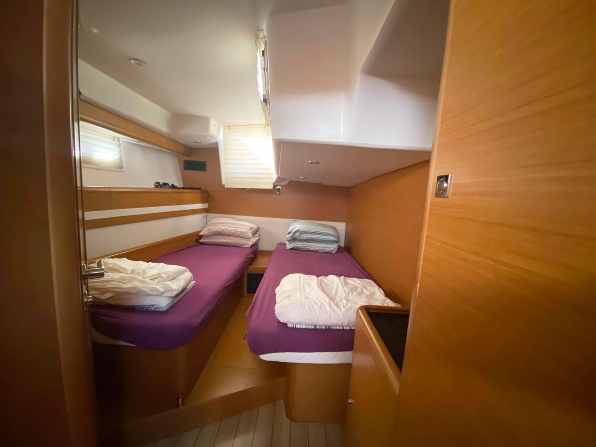 2015 Jeanneau 58 